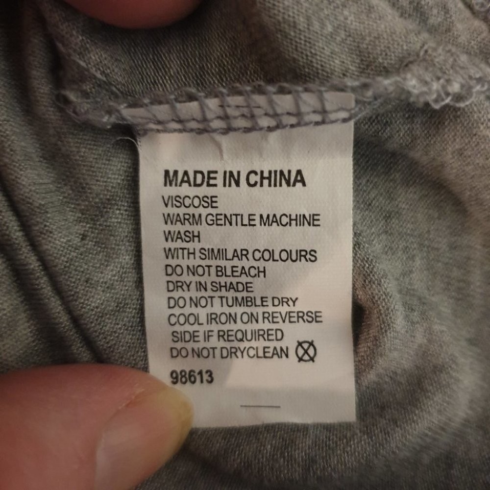 Now the weekend AU-14 Gray Sleeveless Singlet Top Tee Pre-owned - Picture 7 of 9